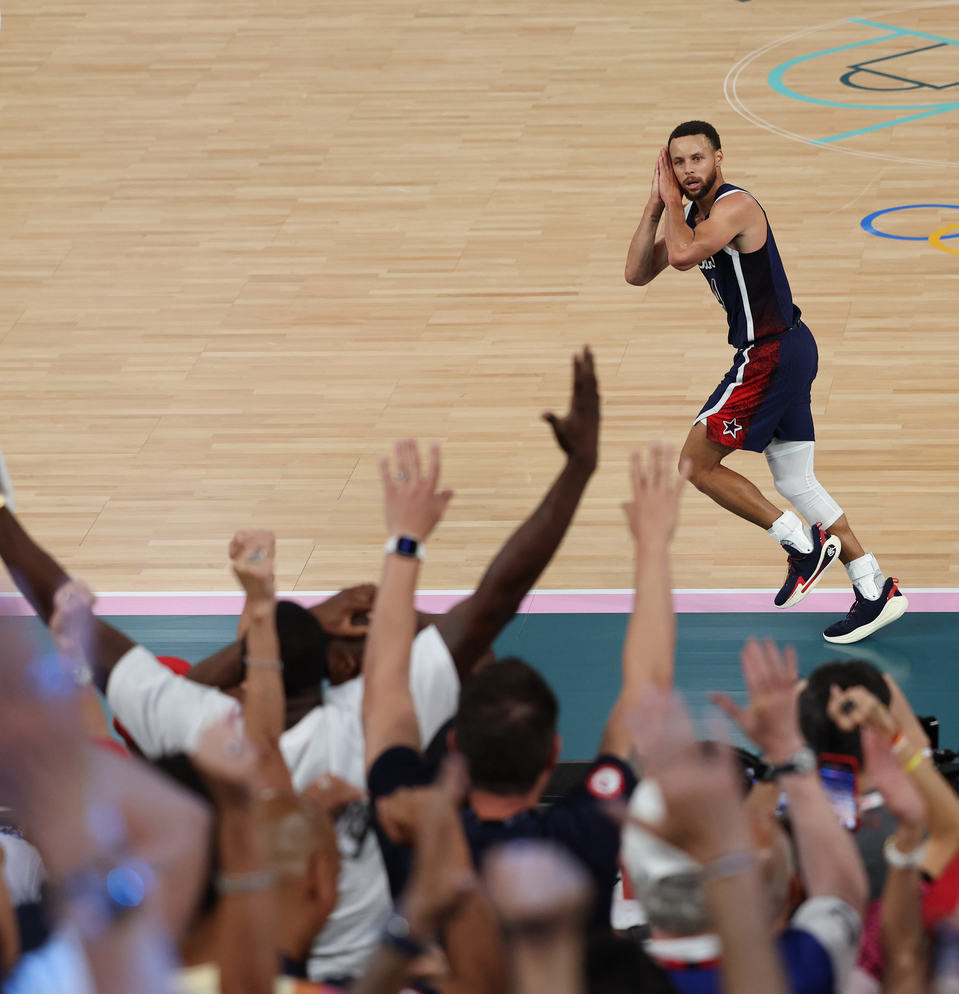 圣安东尼奥马刺发布备战花絮，转会期防线松动，CBA季后赛任务艰巨，心理建设被强调的简单介绍